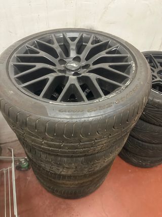 Llantas Mustang 235/40 ZR19