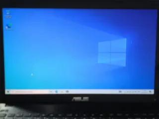 Ordenador portátil ASUS negro