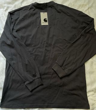 Sudadera Carhartt WIP gris y verde