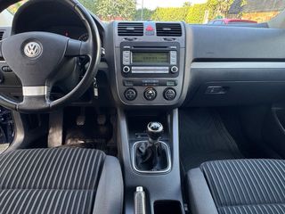 Volkswagen Golf Sportline ¡POCOS KILOMETROS!