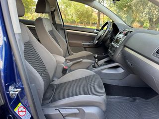 Volkswagen Golf Sportline ¡POCOS KILOMETROS!