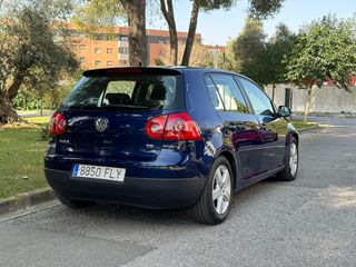 Volkswagen Golf Sportline ¡POCOS KILOMETROS!