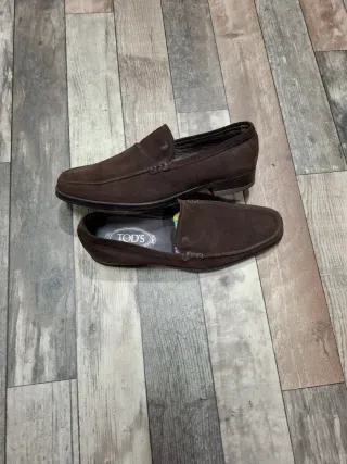 Mocassini Tod's uomo camoscio 41.5