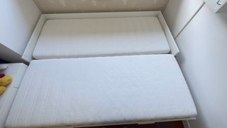 Diván Blanco con 2 Cajones y 2 Colchones