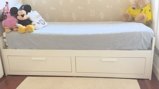 Diván Blanco con 2 Cajones y 2 Colchones