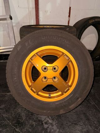 Neumatico seminuevo 195 70 R14