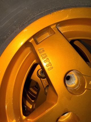 Neumatico seminuevo 195 70 R14