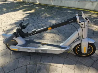 Patinete Eléctrico Segway-Ninebot MAX G30E II