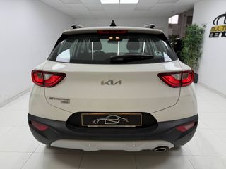 KIA Stonic 1.0 T-GDi MHEV Drive desde 235€/mes*