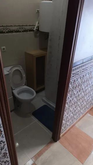 Habitación , ventana , buena iluminación