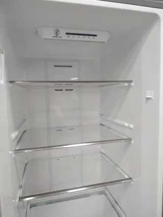 Nevera Combi Midea 1.80x55cm, No Frost