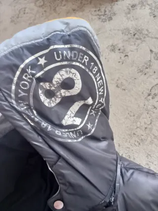 Plumífero Under 18 niño