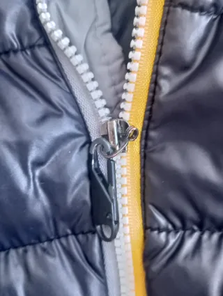 Plumífero Under 18 niño