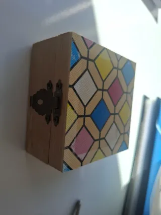 Monedero Sally Chen azul y beige