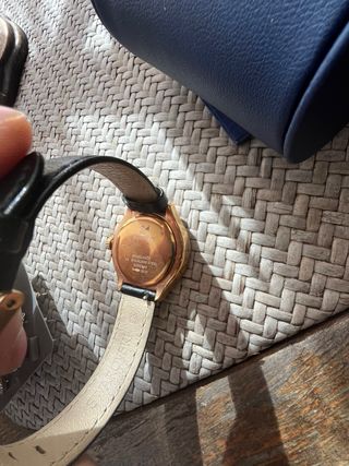 Reloj Swarovski City Oro Rosa y Cuero Negro