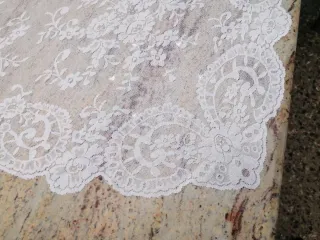 Mantilla 3 picos fallera beige