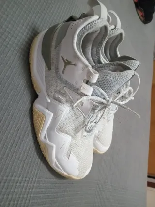 Zapatillas Jordan Talla 43 (9.5 US)