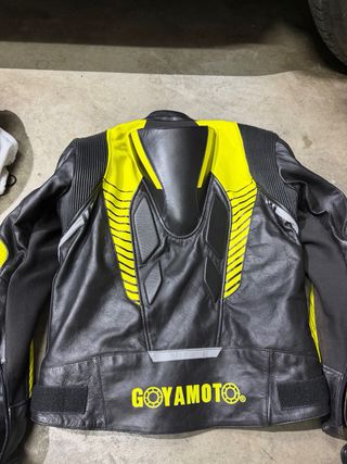 Mono de moto Goya Moto negro/amarillo