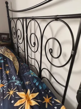 Cama Matrimonio Diseño Sol y Estrellas