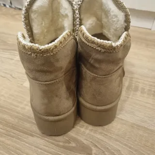 Botas nuevas T.39 beige/marrón