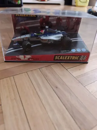 Coche Scalextric Minardi F-1 en caja