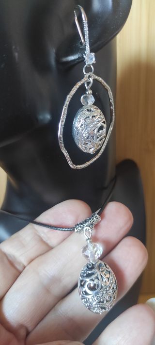 Conjunto artesanal plateado