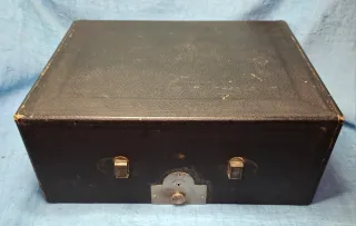 Macchina da scrivere Underwood Standard