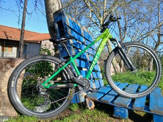 Bicicleta Monty KX8 26" SHIMANO Altus