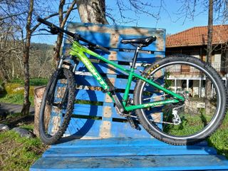 Bicicleta Monty KX8 26" SHIMANO Altus