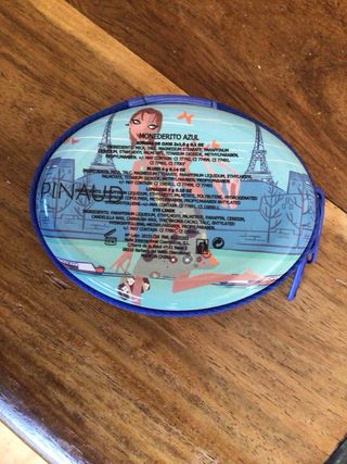 Monedero/ neceser mini con maquillaje Pinaud