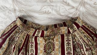 Falda fallera beige y roja