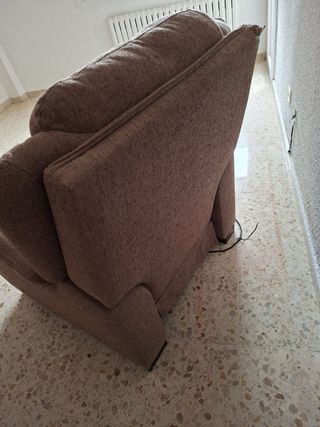 Sillón reclinable con mando