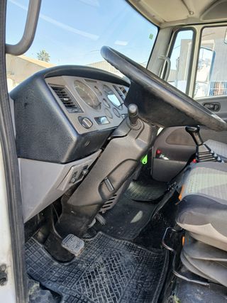 NISSAN GRUA PORTACOCHES - ATLEON TK3.56