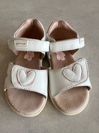 Sandalias Garvalín Corazón Rosa Talla 22