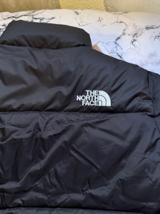 Chaqueta The North Face Negra 700