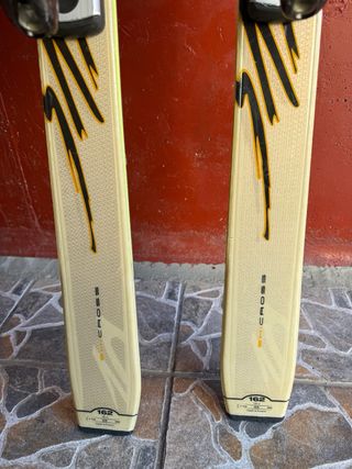 Esquís Dynastar 162cm con fijaciones Look