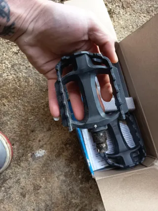 Pedales Shimano SPD PD-M647