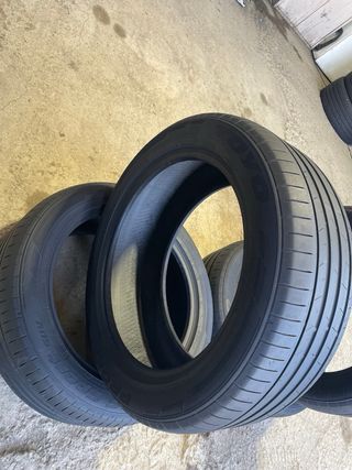 Neumáticos 255/50/20