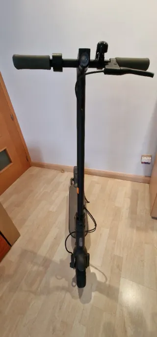 Patinete Xiaomi Mi Electric Scooter Essential