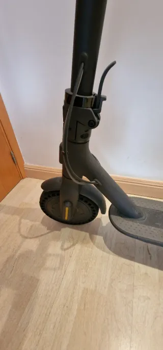 Patinete Xiaomi Mi Electric Scooter Essential