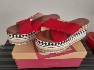 Cuñas de verano rojas