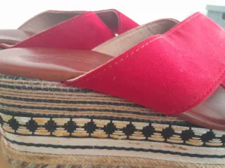 Cuñas de verano rojas