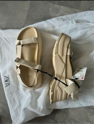 Sandalias Zara Beige Talla 39 Nuevas