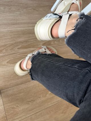 Sandalias Zara Beige Talla 39 Nuevas