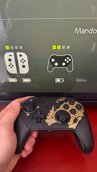 Mando Nintendo Switch Negro/Oro