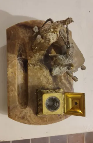 Tintero antiguo con Figura Torero y Toro