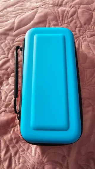 Funda Nintendo Switch 1 + Accesorios