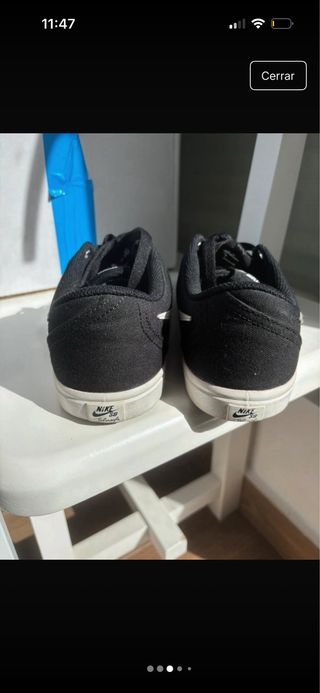 Zapatillas Nike Negras con Blanco