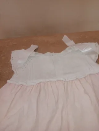 4 Vestidos Bebé 9-12 Meses