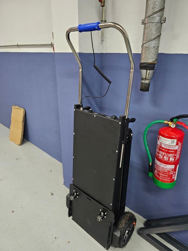 Sube escaleras eléctrico